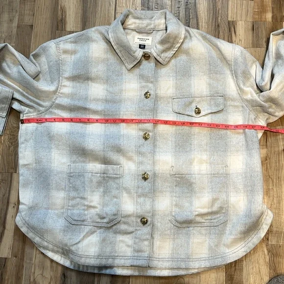 American Eagle Shacket - Picture 5 of 7